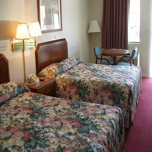 Scottish Inns - Locust Grove Room photo